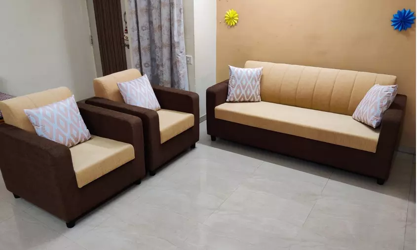 Adorn India Rio Wooden 3-1-1 5 Seater Sofa Set